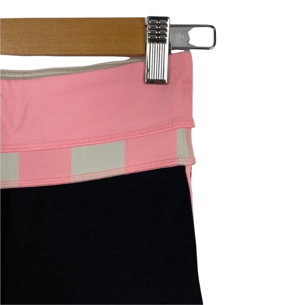 Lululemon Up The Pace Crop Black / Steep Stripe Bleached Coral Horizontal Size 2
